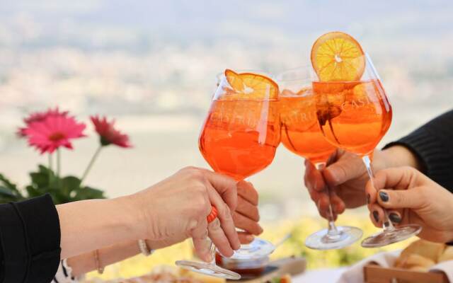 Castrum Wine Relais