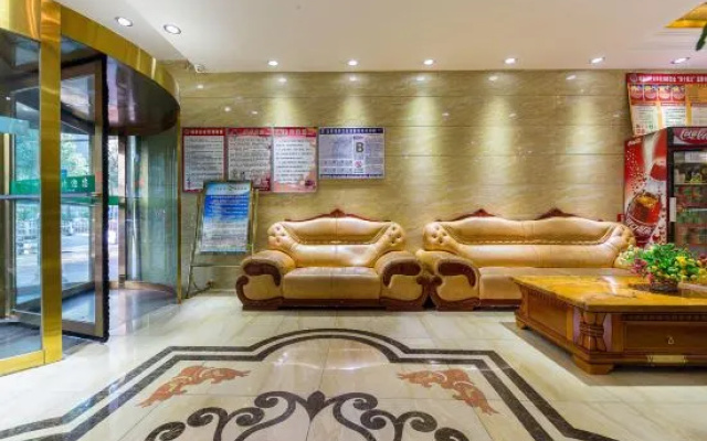 Xining Julong Business Hotel (Xining Railway Station Provincial Hospital)