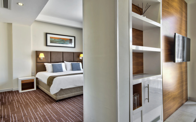 The George, Urban Boutique Hotel