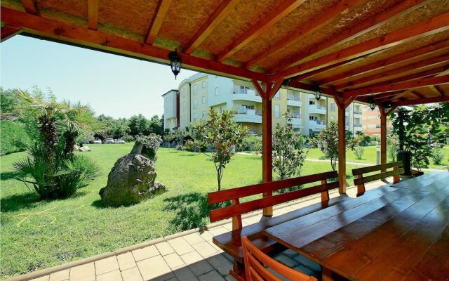 Awesome Home In Umag With 2 Bedrooms