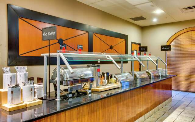 Embassy Suites Louisville East