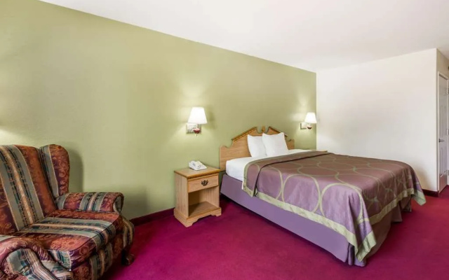 Super 8 Arkansas City Ks