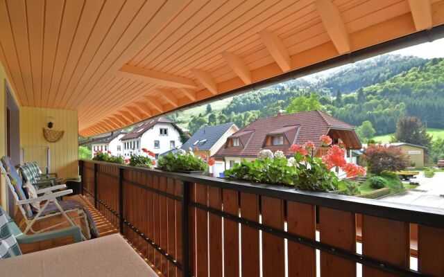 Tranquil Apartment in Geschwend near City Center & River