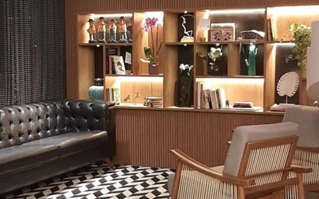 Completo em Hotel Localização Perfeita