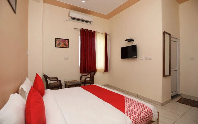 Oyo 17291 Shree Ram Palace
