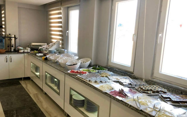 Ladik Hotel