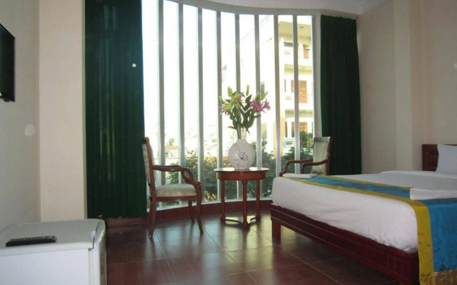 Phuc Khanh 2 Hotel