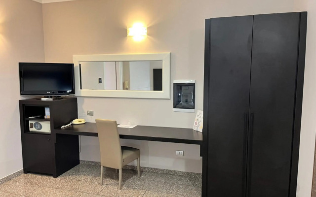 E H Suites Rome Airport