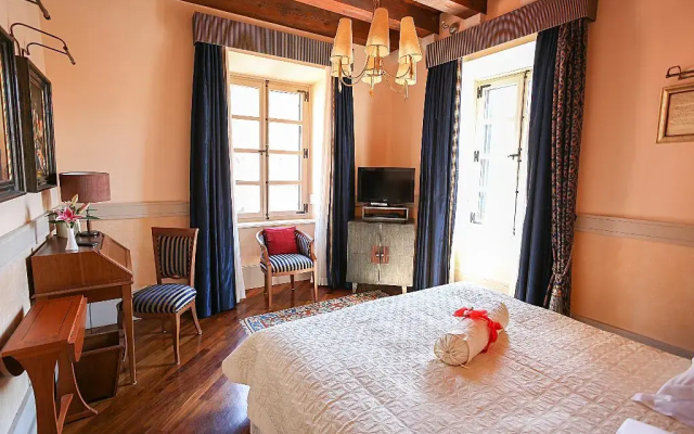The Pucic Palace
