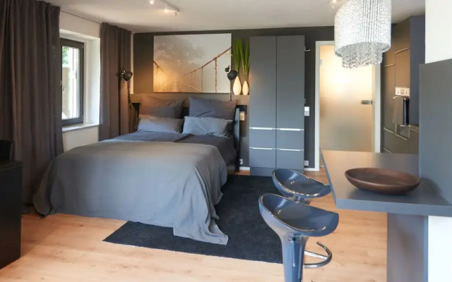 criston apartments- Stadt & Kliniknah