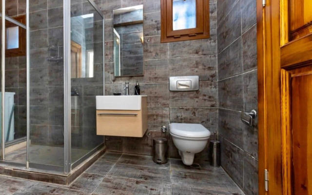 Luxury House With Shared Pool and Sauna in Bodrum