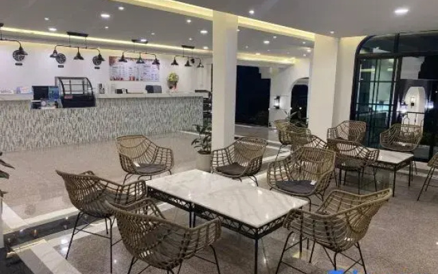 Nattapong grand hotel
