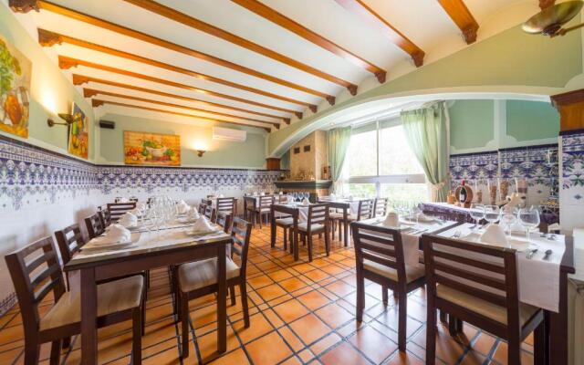 Rosaleda Del Mijares