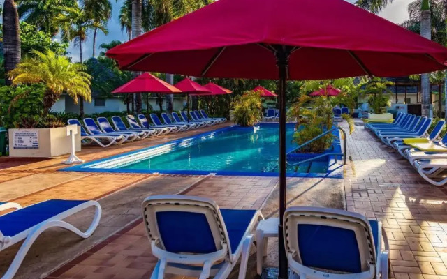 Decameron Club Caribbean Runaway Bay, Ramada All-Inclusive Resort