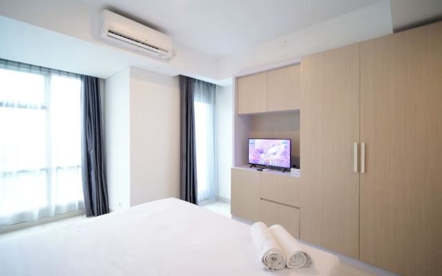 Modern And Comfy Studio At Grand Sungkono Lagoon Apartment