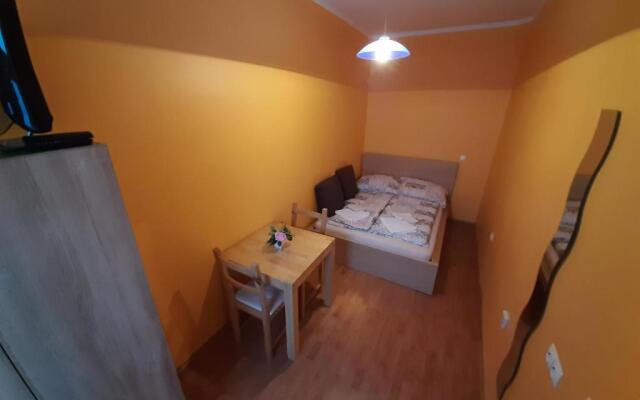 Monterooms Vienna Schönbrunn 10 minutes to downtown