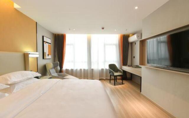 SanyI Hotel