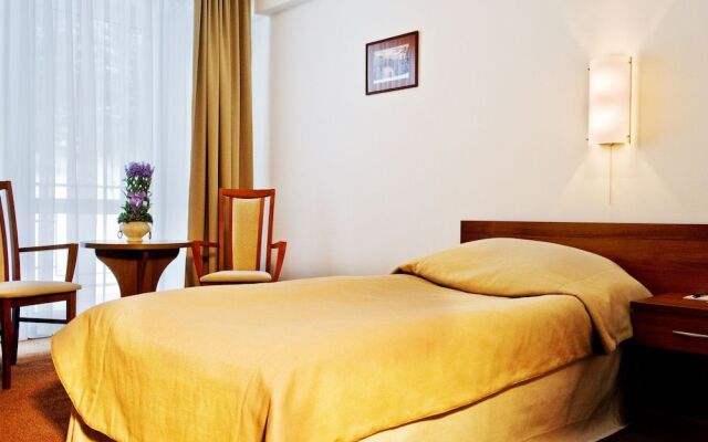 Hotel Krynica Conference & SPA
