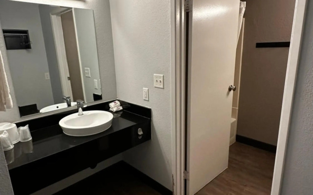 Motel 6 San Diego, CA - Hotel Circle - Mission Valley