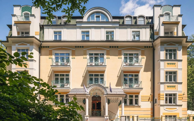 Villa Savoy Spa & Wellness