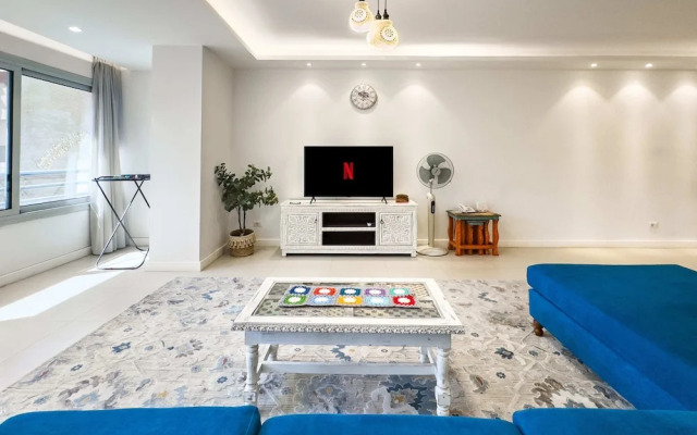 The Classic Contemporary Apartment, 2bdr