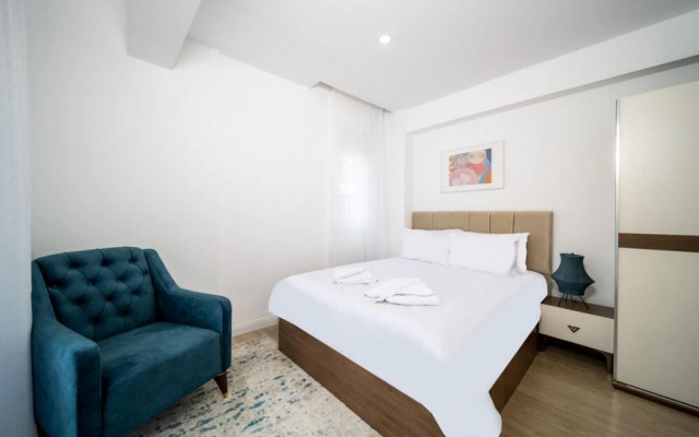 Central Flat Near Popular Attractions in Muratpasa