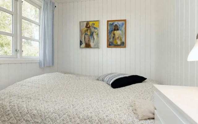 6 Person Holiday Home in Mern-by Traum