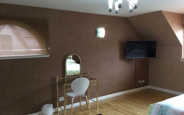 Inverness Apartments - West Heather