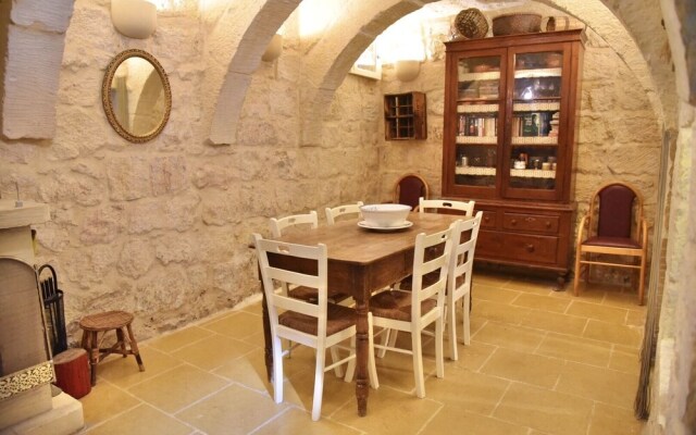 Beautiful Farmhouse With Courtyard and BBQ in Gozo
