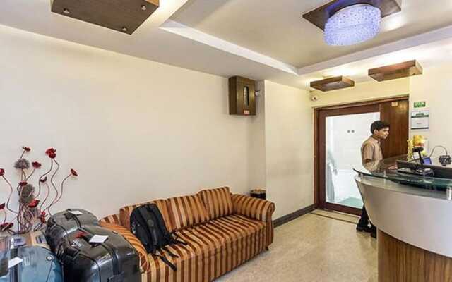Fabhotel Poco Loco