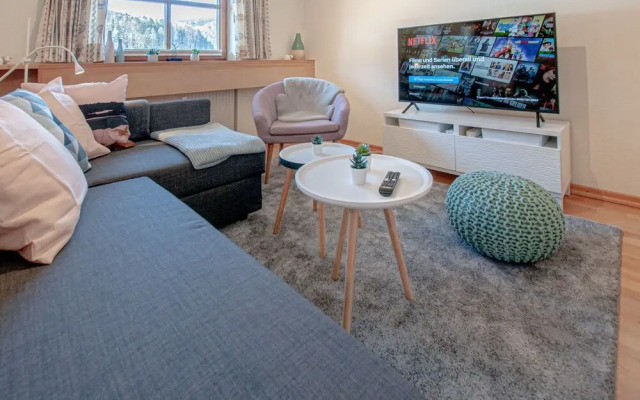 Ruhige Alpine Suite im Zentrum by Stayfritz