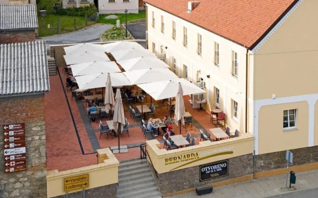 Pansion Bernarda Nova