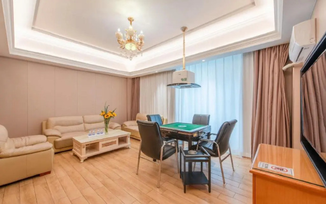 Vienna Hotel Foshan Lingnan Pearl Gymnasium