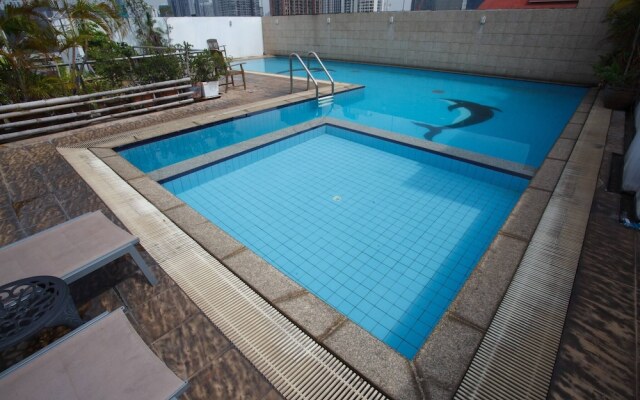 "3c-2bedrooms/2.5bath@downtown Bangkok Near Bts/mrt"