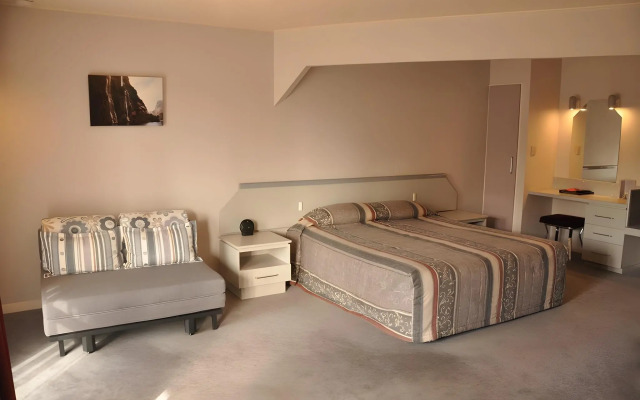 The Village Inn Hotel