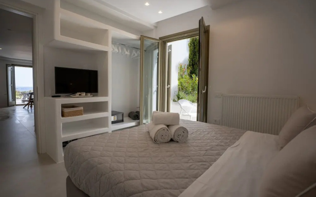 Ultimate Luxury Paradise Villa In Paros