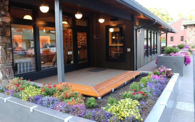 Timbers Inn