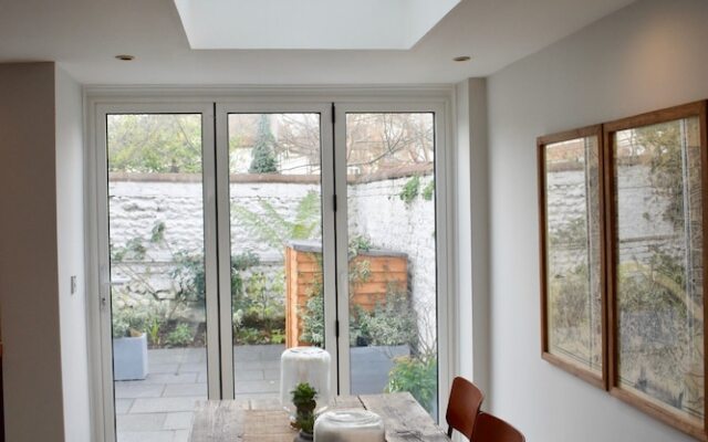 4 Bedroom Townhouse Near the Beach