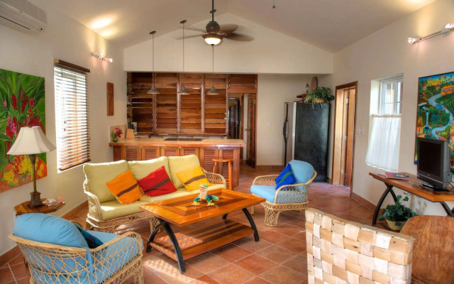 Caye Casa