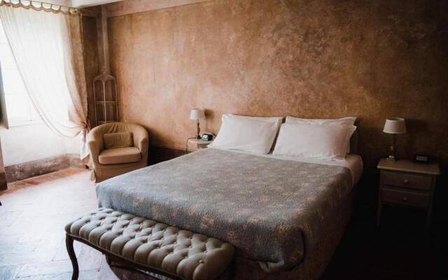 Regina Teodolinda Suites