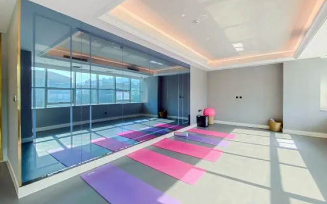 Starway Hotel (Xining Central Shopping Plaza Yile Building)