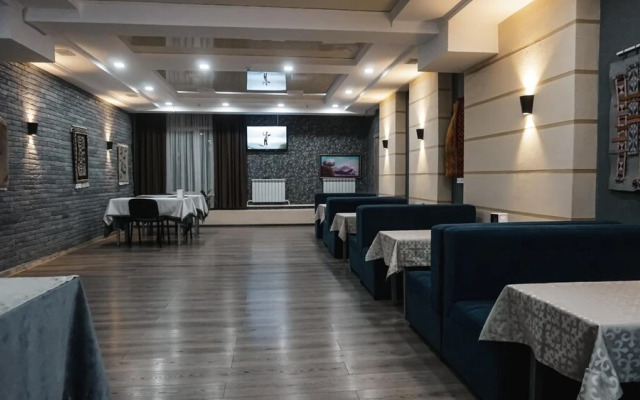 Orient Hotel