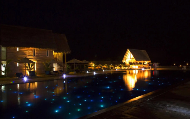 Maalu Maalu Resort & Spa