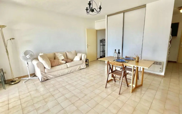 Appartement Ajaccio, 1 pièce, 2 personnes - FR-1-61-559