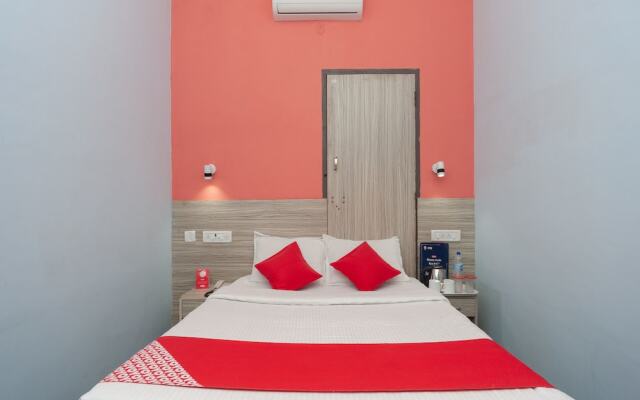 OYO 16117 Grace Residency