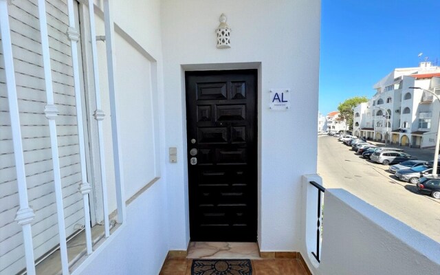 Albufeira Classic 2 by Homing