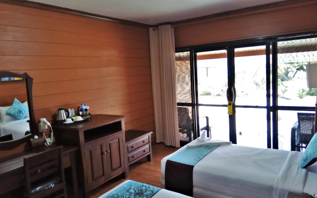 Victoria Cliff Nyaung Oo Phee Island