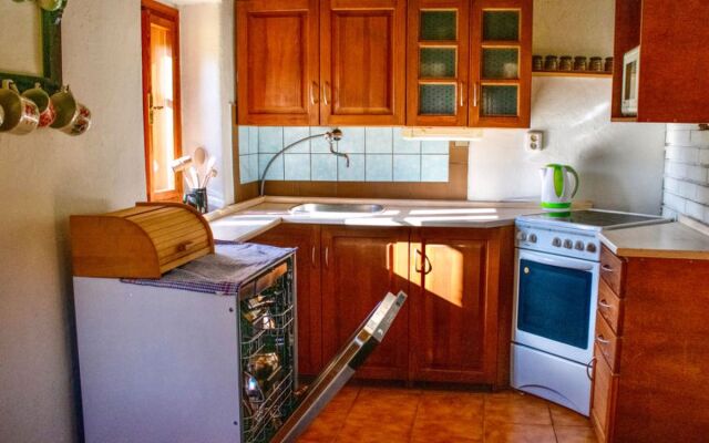 House Kámen Arnoltice