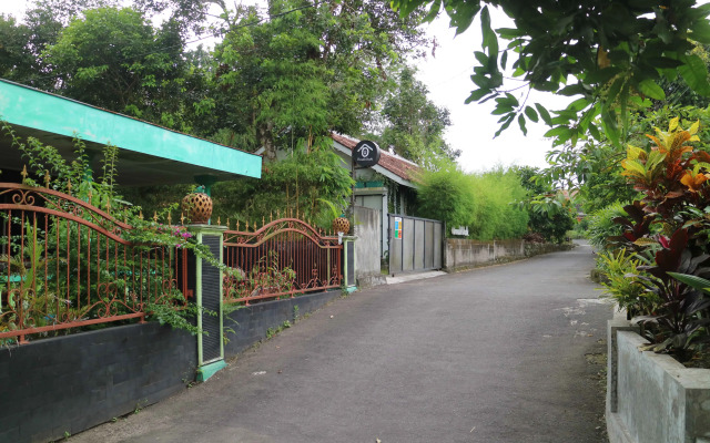 Omah Ucok Yogyakarta By Zuzu