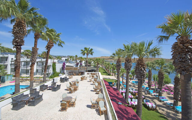 Sami Beach Hotel